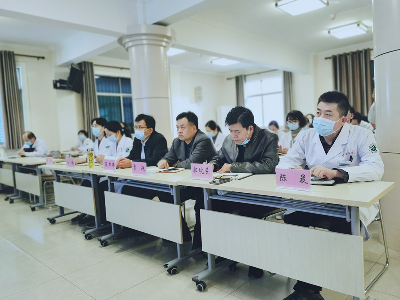 陕西省第四人民21点基本策略
组织开展法制建设培训