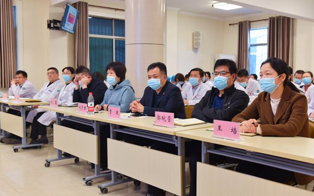 21点基本策略
举办反腐倡廉建设警示教育专题辅导