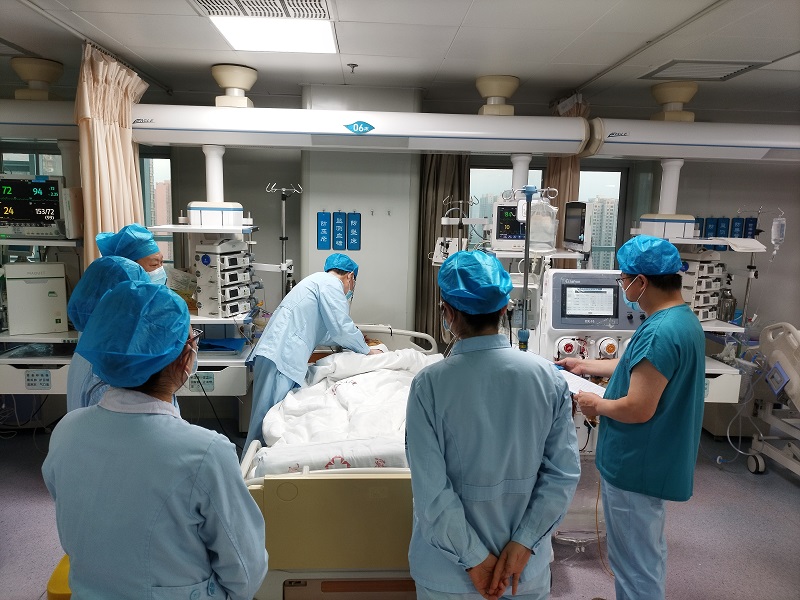 医疗技术新突破 陕西省第四人民21点基本策略
重症医学科成功应用首例DPMAS人工肝治疗新技术