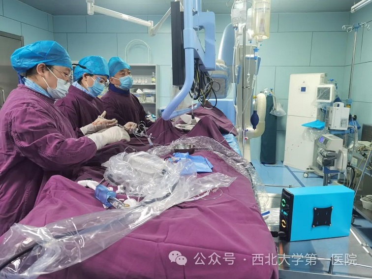 又添“硬核”新技术！21点策略指南站
心内科专家首次运用冲击波球囊治疗严重钙化冠脉病变新技术获成功